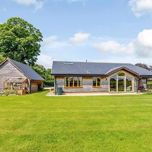 Peaceful Pretty With Fabulous Rural Views And Open Space. New Listing Holiday home Bishop Monkton