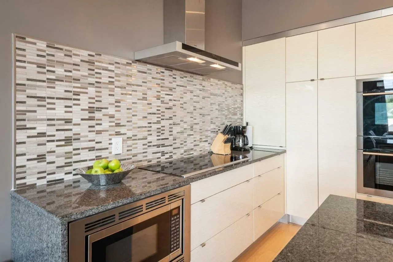 Captivating Quinpool Loft With Massive Terrace Apartment Halifax