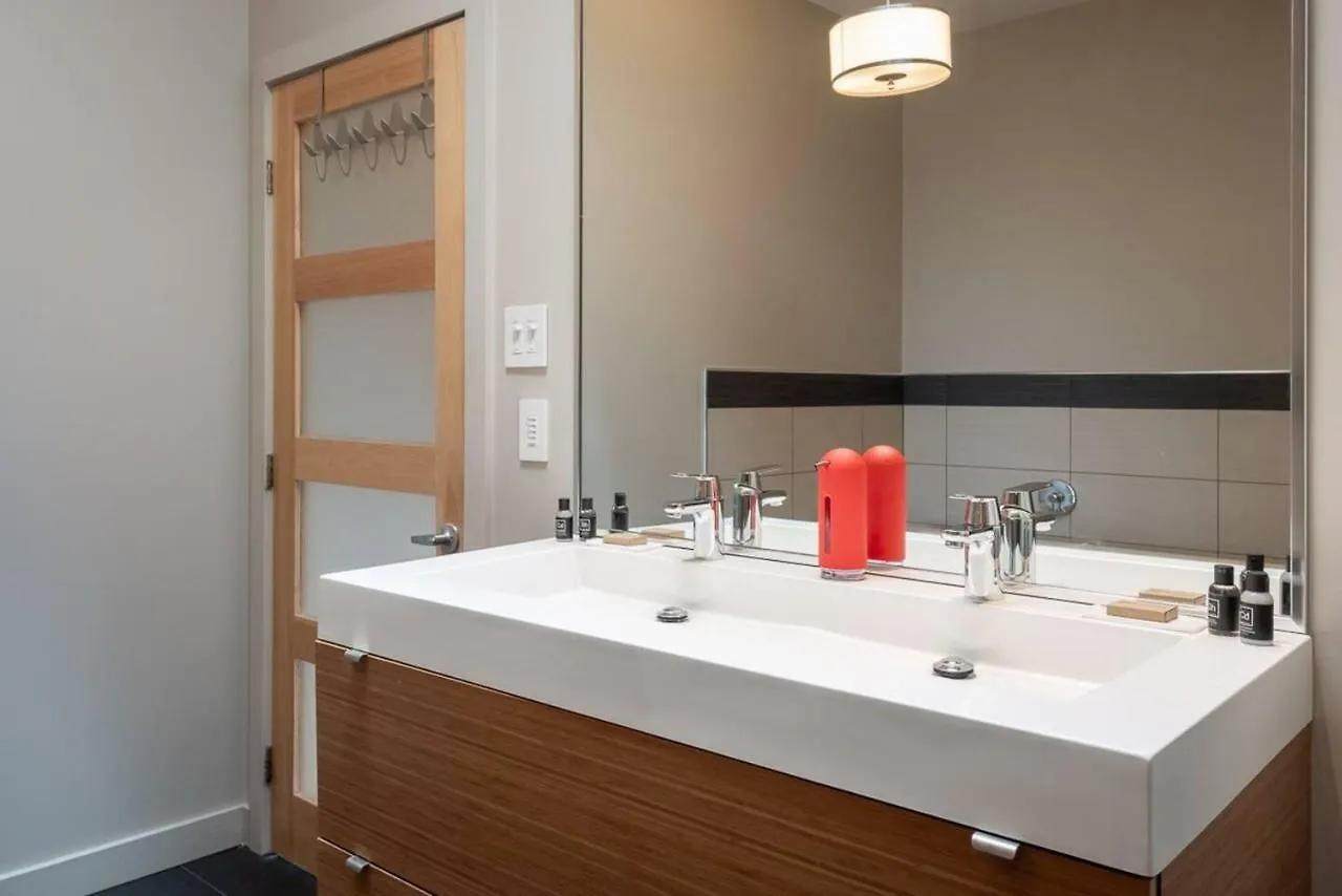 Captivating Quinpool Loft With Massive Terrace Apartment Halifax